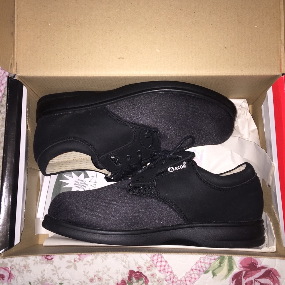 Acor Diabetic Shoes